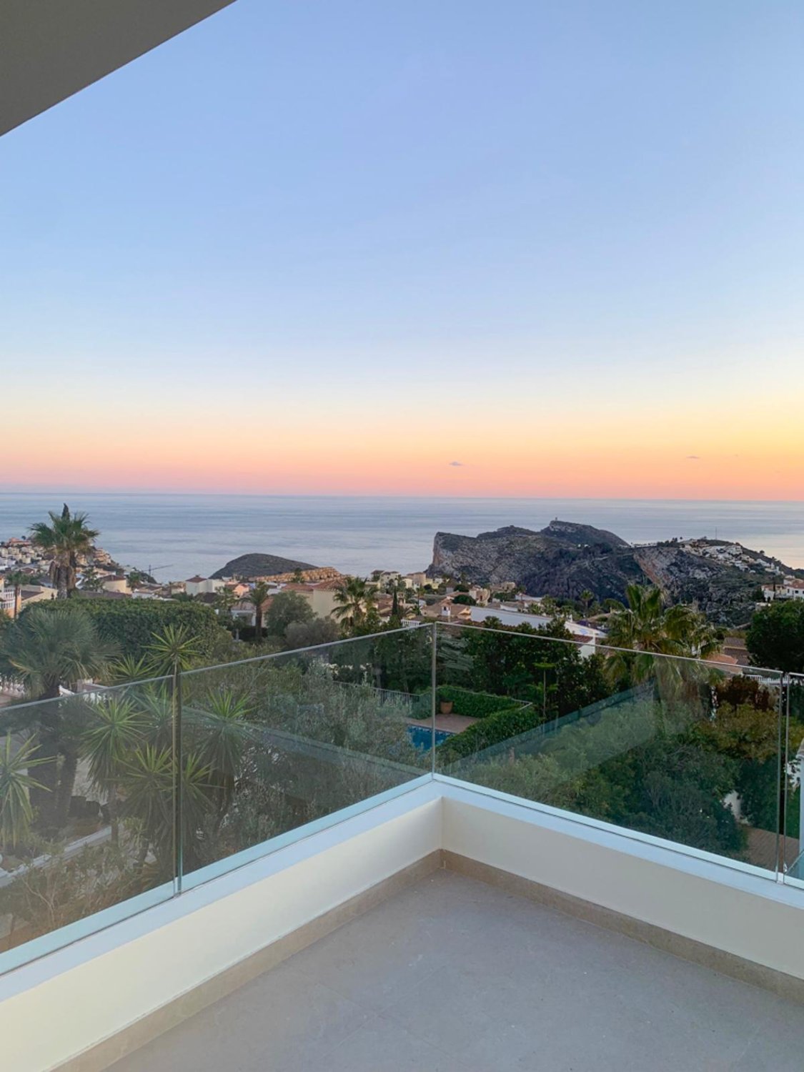 Villa en Benitachell, Alicante, España 3 dormitorios, 451 m2 No. 149035