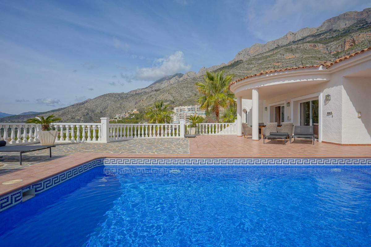 Villa in Altea, Alicante, Spanien 4 Schlafzimmer, 400 m2 Nr. 149034