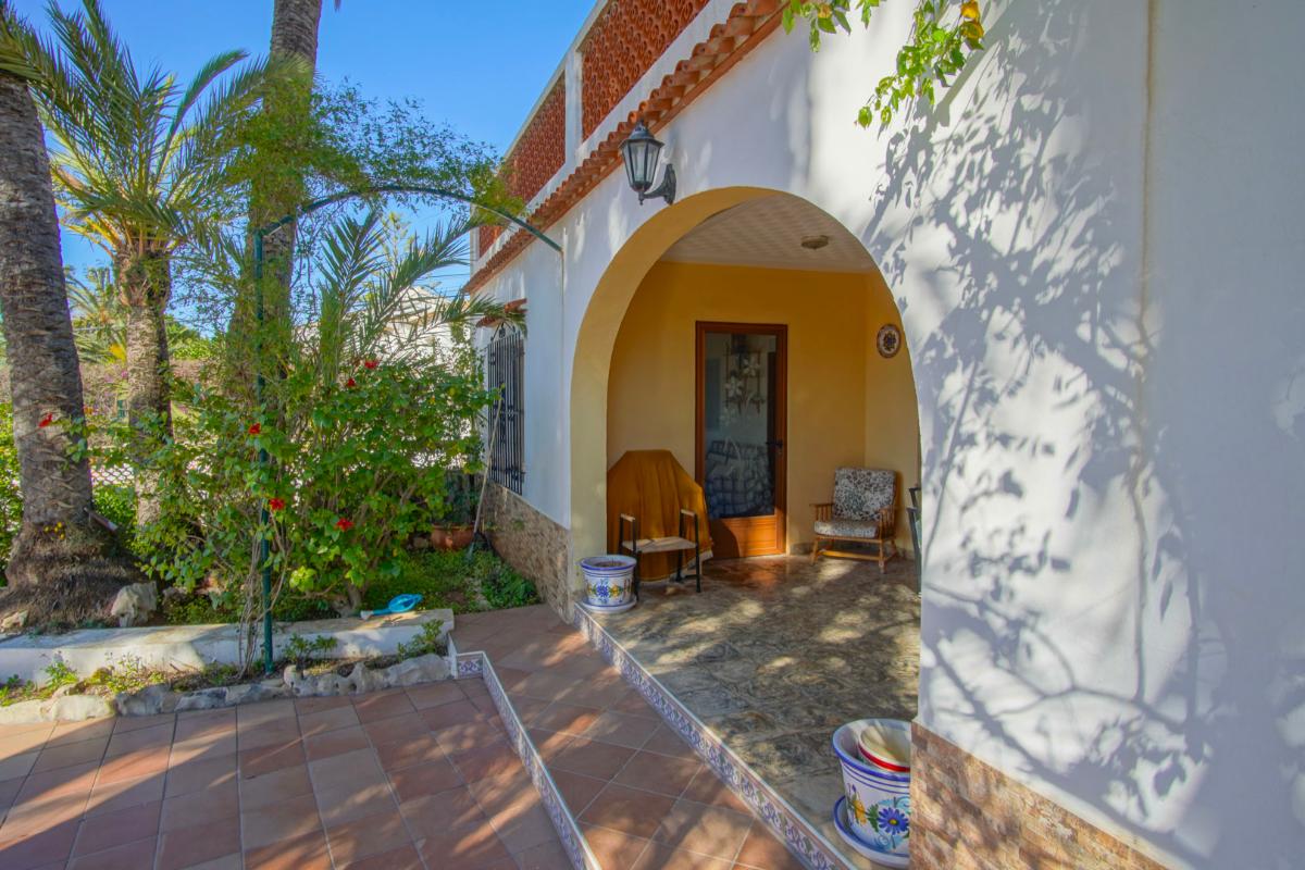 Villa en Jávea, Alicante, España 7 dormitorios, 214 m2 No. 149039