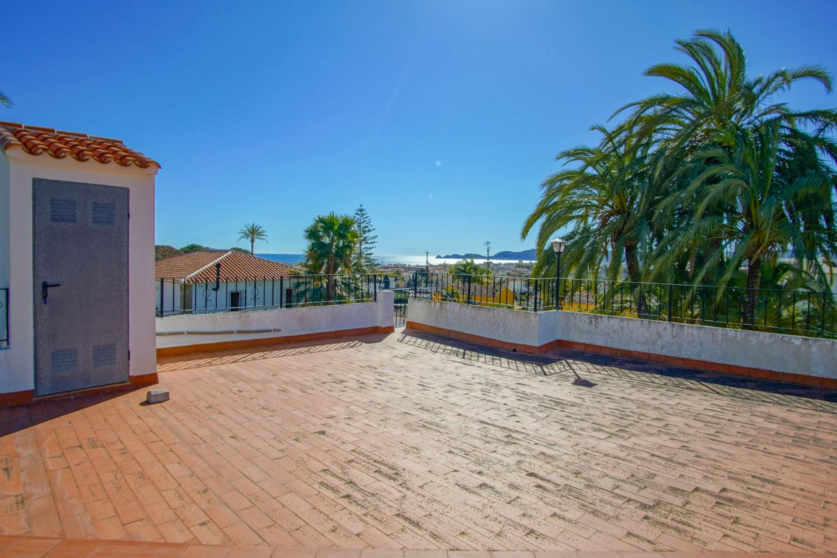 Villa en Jávea, Alicante, España 7 dormitorios, 214 m2 No. 149039