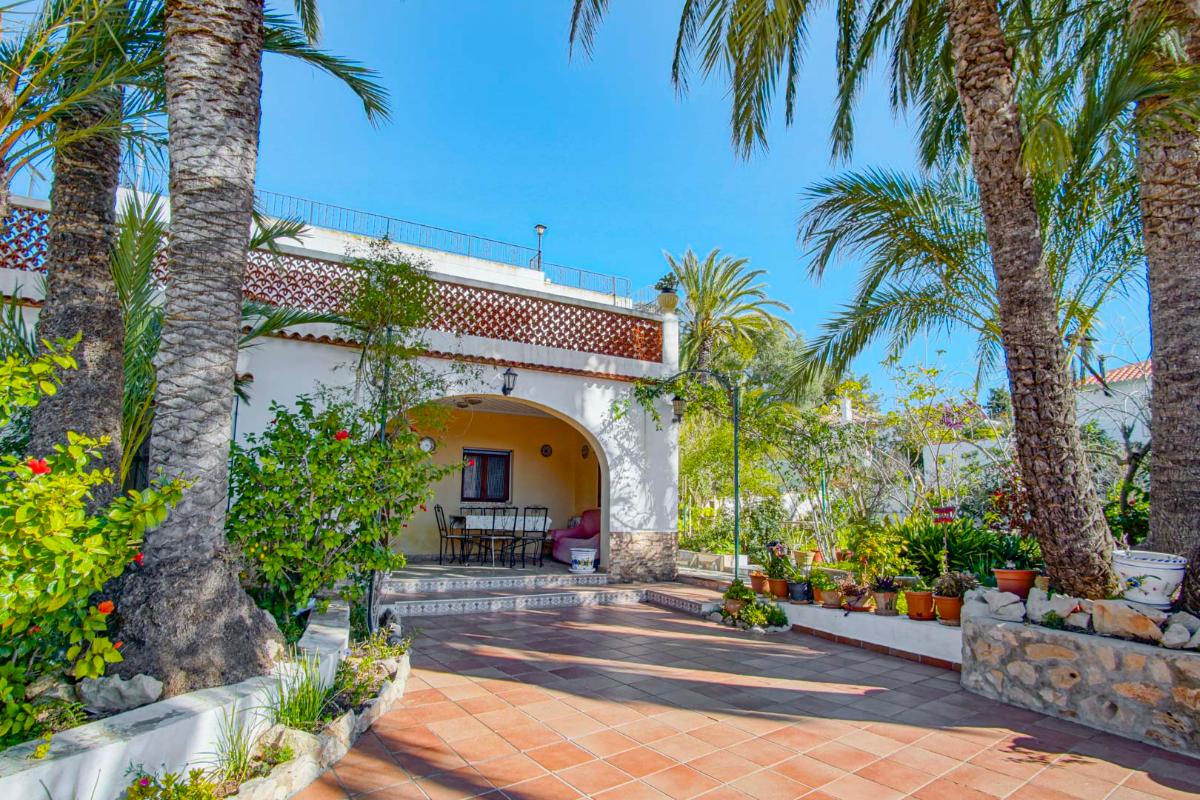 Villa en Jávea, Alicante, España 7 dormitorios, 214 m2 No. 149039