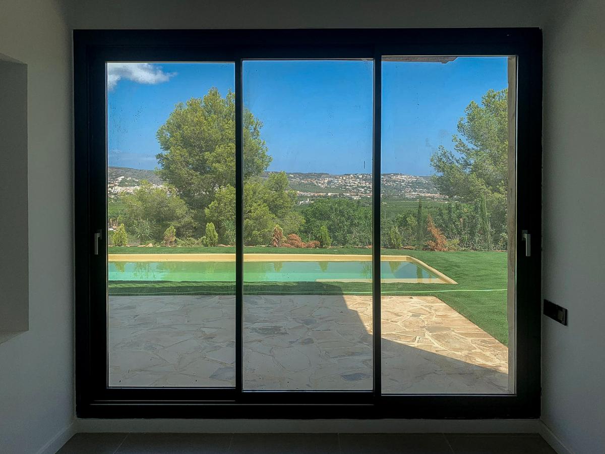 Villa a Javea, Alicante, Spagna 3 camere da letto, 250 mq. N° 149037