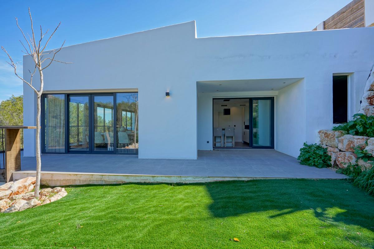 Villa a Javea, Alicante, Spagna 3 camere da letto, 250 mq. N° 149037