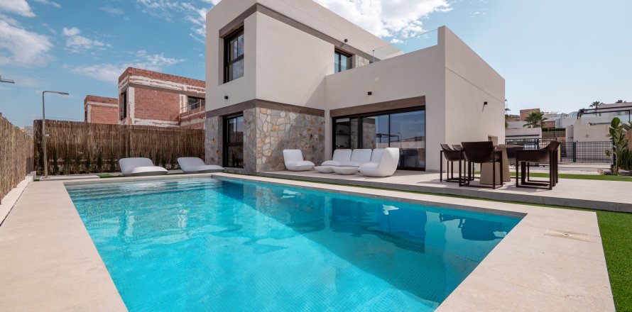 Villa à Lomas De La Juliana, Alicante, Espagne 3 chambres, 113 m2 No. 188819