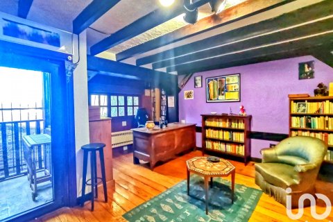 Dom w Petrer, Alicante, Hiszpania 5 sypialni, 505 mkw. nr 153776 – zdjęcie 25