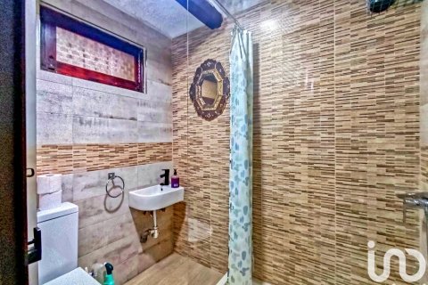 Dom w Petrer, Alicante, Hiszpania 5 sypialni, 505 mkw. nr 153776 – zdjęcie 13