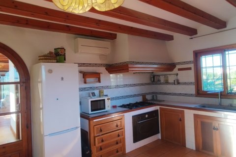 Linnat myytävänä Torredembarra, Tarragona, Espanja, 3 makuuhuonetta, 300 m2 No. 153777 - kuva 15
