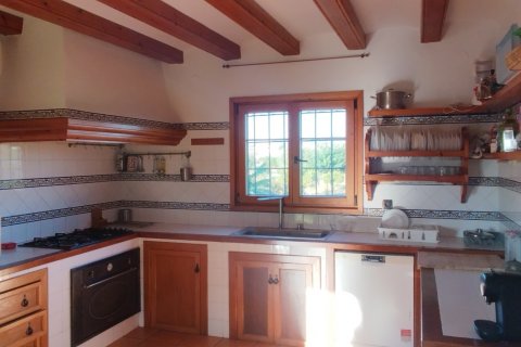 Linnat myytävänä Torredembarra, Tarragona, Espanja, 3 makuuhuonetta, 300 m2 No. 153777 - kuva 16