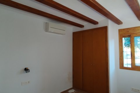 Linnat myytävänä Torredembarra, Tarragona, Espanja, 3 makuuhuonetta, 300 m2 No. 153777 - kuva 25