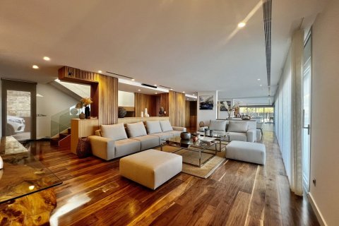 Hus till salu i Spanien 6 sovrum, 858 kvm. Nr. 160734 - foto 3