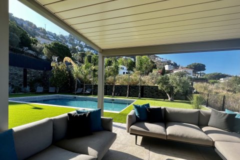 Hus till salu i Spanien 6 sovrum, 858 kvm. Nr. 160734 - foto 8