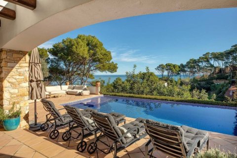 Hus till salu i Begur, Girona, Spanien 4 sovrum, 322 kvm. Nr. 160732 - foto 6