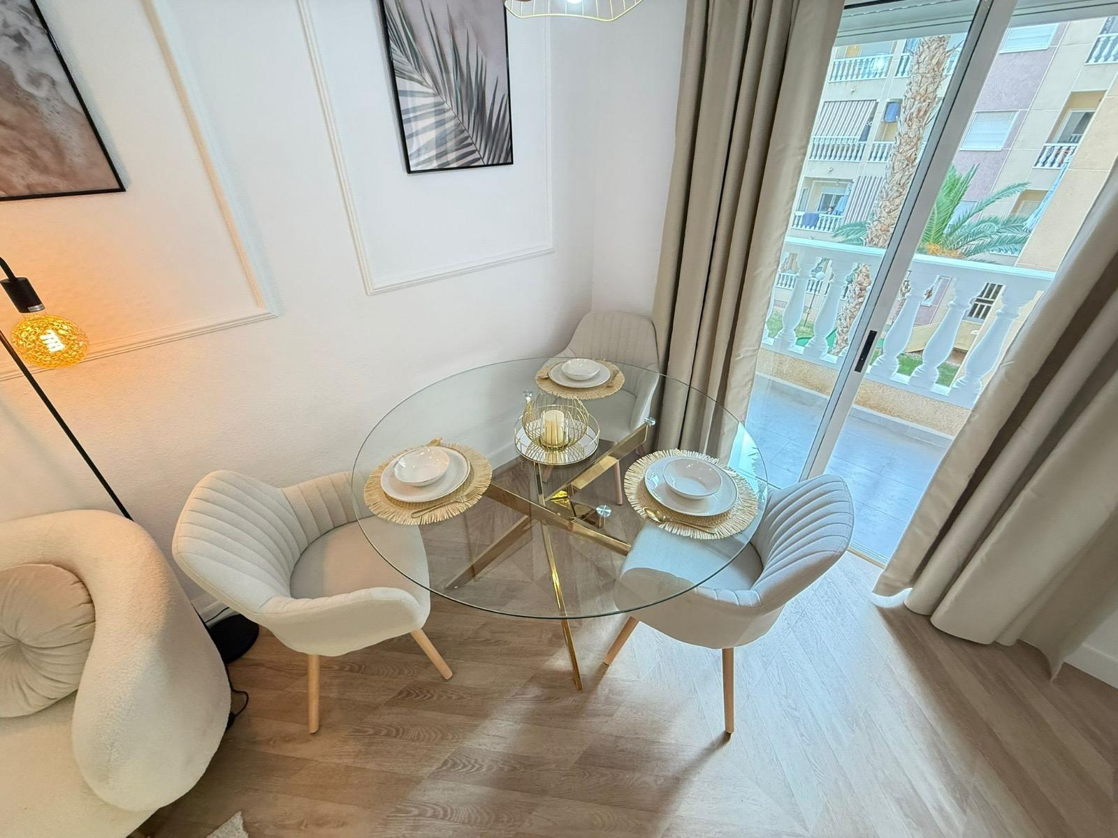 Apartament w Torrevieja, Alicante, Hiszpania 2 sypialnie, 55 mkw. nr 184394