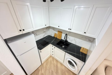 Wohnung zum Verkauf in Torrevieja, Alicante, Spanien 2 Schlafzimmer, 55 m2 Nr. 184394 - Foto 3