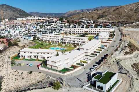 Radhus till salu i Finestrat, Alicante, Spanien 3 sovrum, 118 kvm. Nr. 151688 - foto 15