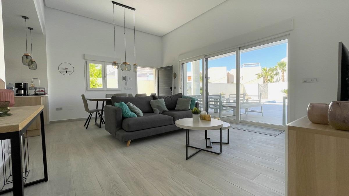 Villa i Rafal, Alicante, Spanien 3 sovrum, 120 kvm. Nr. 151684