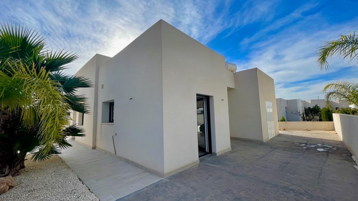 Villa i Rafal, Alicante, Spanien 3 sovrum, 120 kvm. Nr. 151684