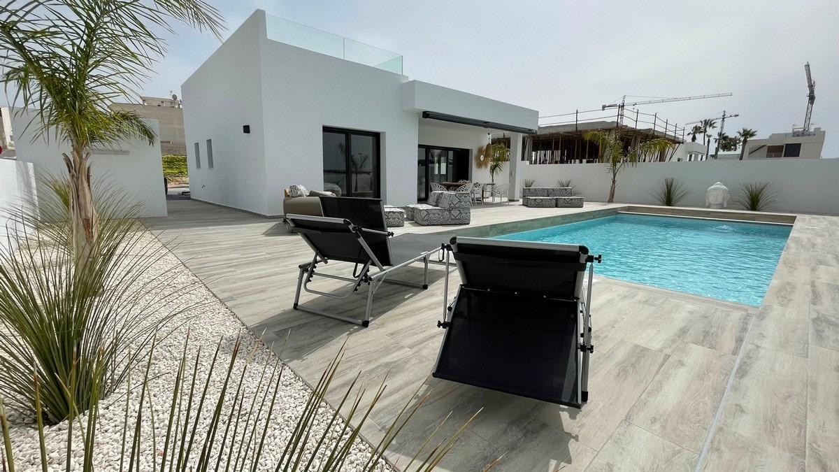 Villa i Rafal, Alicante, Spanien 3 sovrum, 120 kvm. Nr. 151684