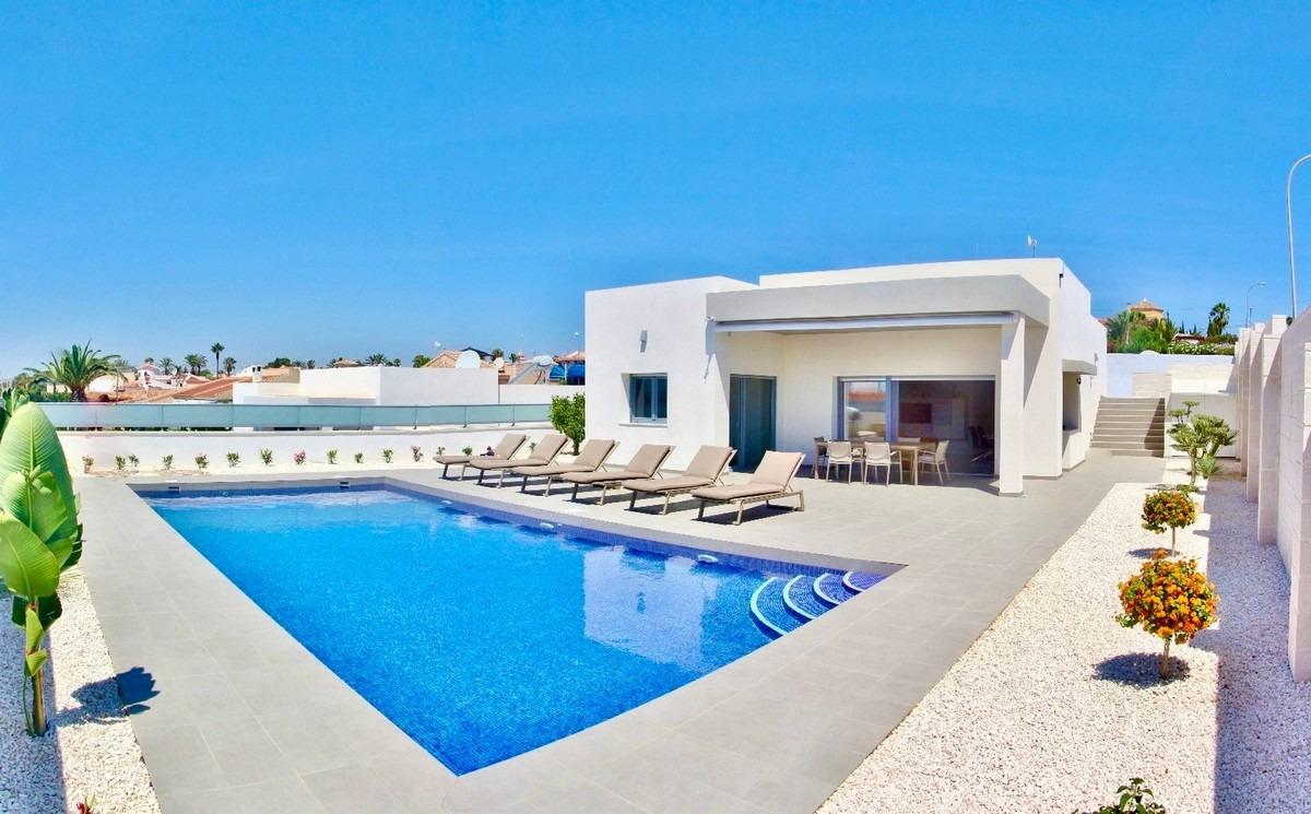 Villa i Rafal, Alicante, Spanien 3 sovrum, 120 kvm. Nr. 151684