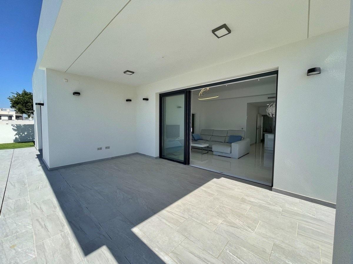 Villa i Rafal, Alicante, Spanien 3 sovrum, 120 kvm. Nr. 151684