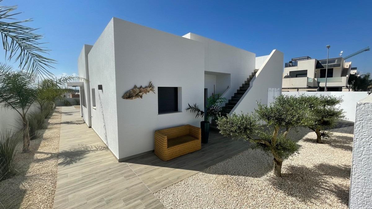 Villa i Rafal, Alicante, Spanien 3 sovrum, 120 kvm. Nr. 151684