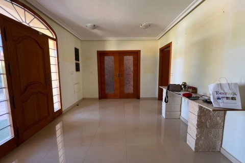 Villa zum Verkauf Torrevieja, Alicante, Spanien 6 Schlafzimmer, 579 m2 Nr. 139855 - Foto 13