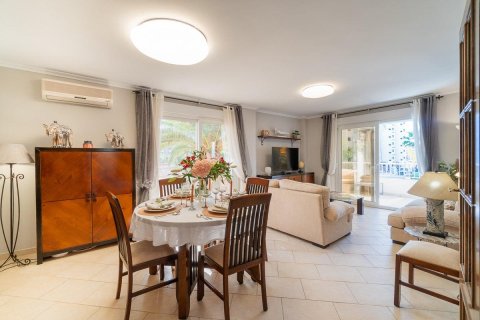 Apartment à vendre Punta Prima, Alicante, Espagne, 3 chambres, 143 m2 No. 138393 - photo 3