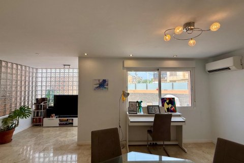 Villa for sale Torrevieja, Alicante, Spain 5 bedrooms,  No. 138389 - photo 27
