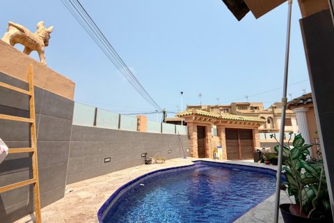 Villa for sale Torrevieja, Alicante, Spain 5 bedrooms,  No. 138389 - photo 12