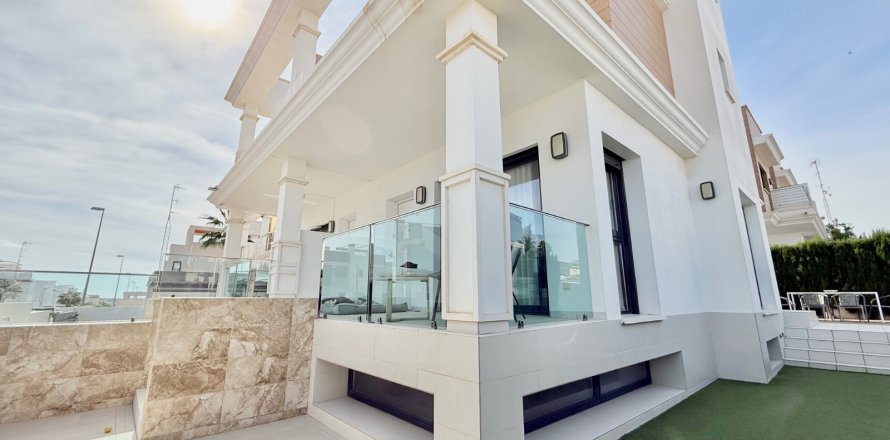 Villetta a schiera a Ciudad Quesada, Alicante, Spagna 3 camere da letto, 137 mq. N° 138391