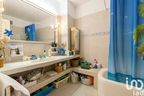 Apartment for sale in Adeje, Tenerife, Spain 4 bedrooms, 270 sq.m. No. 154249 - photo 23