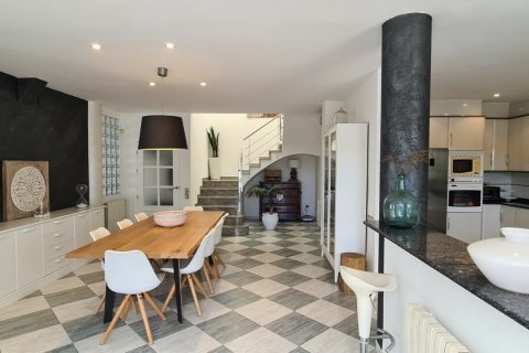 Māja pārdošanā L'Ametlla de Mar, Tarragona, Spānijā 5 istabas, 764 m2 Nr. 154253 - attēls 13