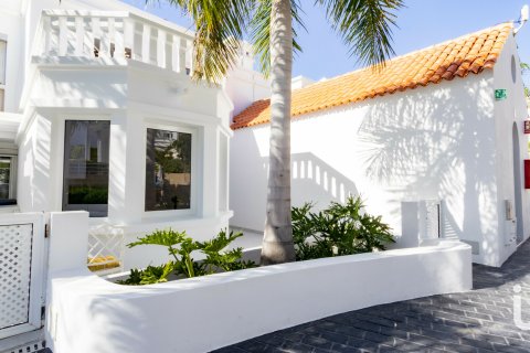 Дом в Адехе, Тенерифе, Испания 3 спальни, 161м2 №154252