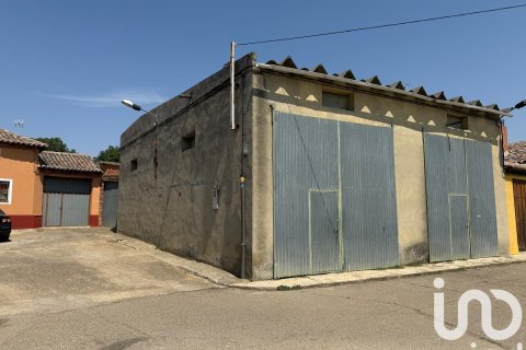 House for sale in Leon, Spain 3 bedrooms, 529 sq.m. No. 185734 - photo 19