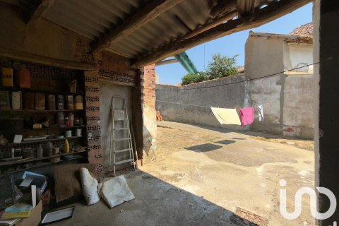 House for sale in Leon, Spain 3 bedrooms, 529 sq.m. No. 185734 - photo 16