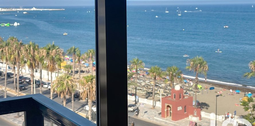 Apartment à Benalmadena, Malaga, Espagne 1 chambre, 38 m2 No. 153203