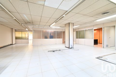 Komerciāls īpašums pārdošanā Barcelona, Spānijā 10 istabas, 981 m2 Nr. 153204 - attēls 17