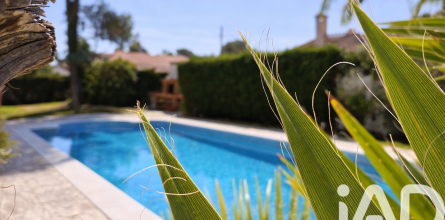 Casa a Mont-roig del Camp, Tarragona, Spagna 4 camere da letto, 288 mq. N° 172804