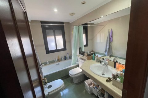 Продажа квартиры в Пальма-де-Майорка, Майорка, Испания 3 спальни, 115м2 №140604 - фото 9