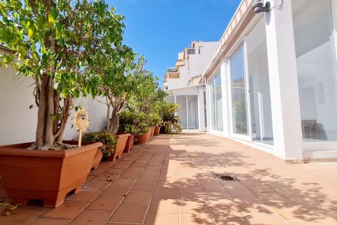 Dzīvoklis īrēšanai Palma de Majorca, Mallorca, Spānijā 2 istabas, 88 m2 Nr. 140598 - attēls 1