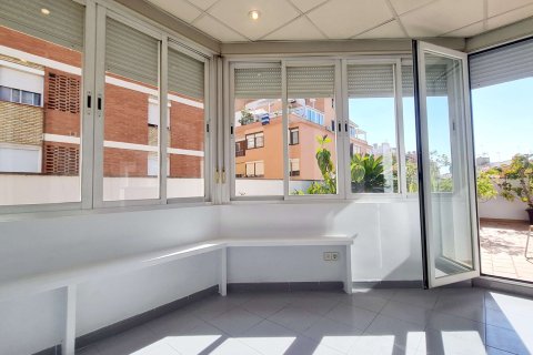 Dzīvoklis īrēšanai Palma de Majorca, Mallorca, Spānijā 2 istabas, 88 m2 Nr. 140598 - attēls 8