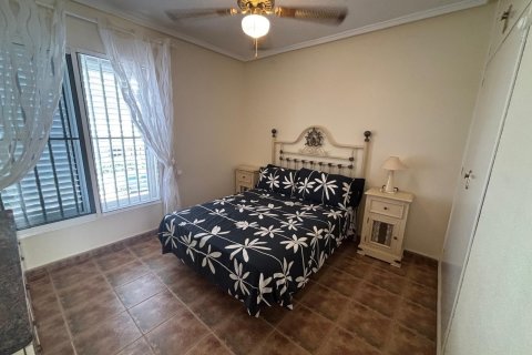Duplex zum Verkauf in Torrevieja, Alicante, Spanien 4 Schlafzimmer, 106 m2 Nr. 181802 - Foto 13
