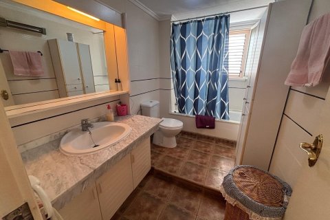 Duplex zum Verkauf in Torrevieja, Alicante, Spanien 4 Schlafzimmer, 106 m2 Nr. 181802 - Foto 12