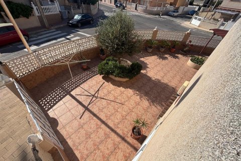 Duplex zum Verkauf in Torrevieja, Alicante, Spanien 4 Schlafzimmer, 106 m2 Nr. 181802 - Foto 22