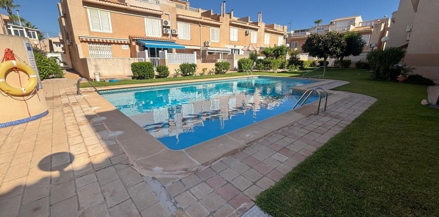 Duplex in Torrevieja, Alicante, Spanien 4 Schlafzimmer, 106 m2 Nr. 181802