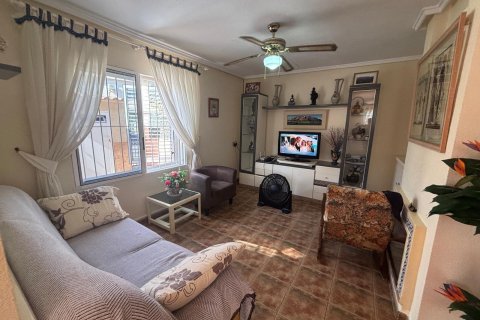 Duplex zum Verkauf in Torrevieja, Alicante, Spanien 4 Schlafzimmer, 106 m2 Nr. 181802 - Foto 4