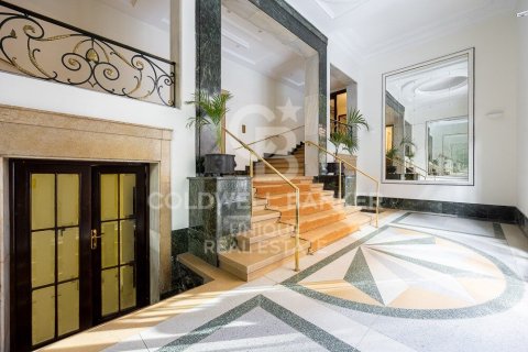 Huoneisto myytävänä Madrid, Espanja, 4 makuuhuonetta, 233 m2 No. 159188 - kuva 22