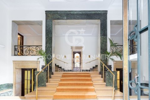 Huoneisto myytävänä Madrid, Espanja, 4 makuuhuonetta, 233 m2 No. 159188 - kuva 23