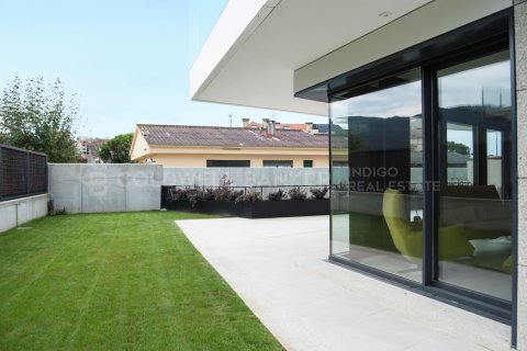 Lägenhet för uthyrning i Vigo, Pontevedra, Spanien 2 sovrum,  Nr. 160521 - foto 18