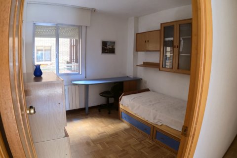 Apartament w Aranda de Duero, Burgos, Hiszpania 4 sypialnie, 129 mkw. nr 187598 – zdjęcie 30